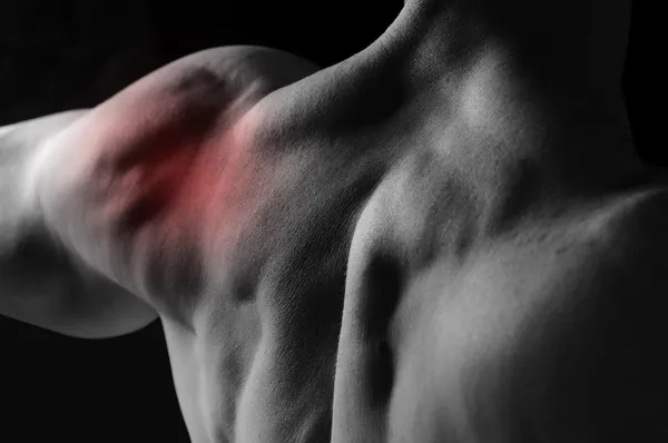 Боль в плечевом суставе — стоковое фото
