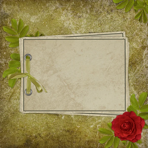 ヴィンテージ古い紙からカードとバラ — ストック写真