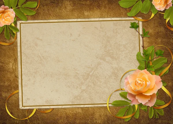 Ročník kartu od starého papíru a růže — Stock fotografie
