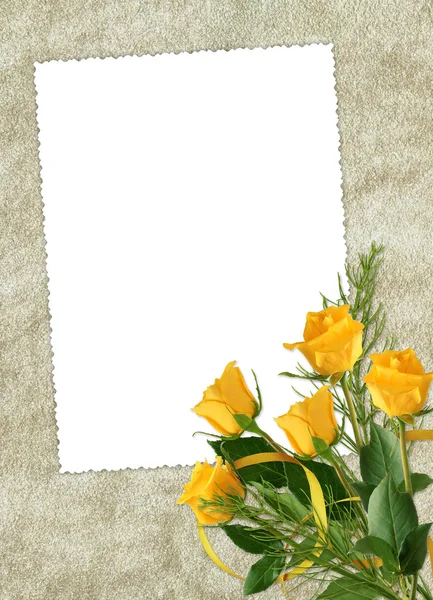 黄色いバラと休日のためのカード — ストック写真