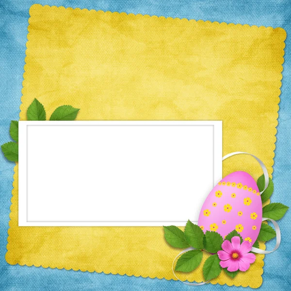 Cartão de Páscoa para o feriado com ovo — Fotografia de Stock
