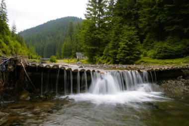 Dağ Nehri