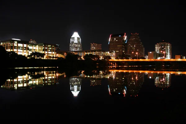 Austin texas bei nacht — Stockfoto