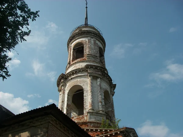 Torre de la iglesia . Fotos De Stock