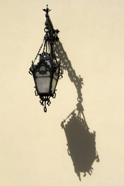 eski sokak lambası