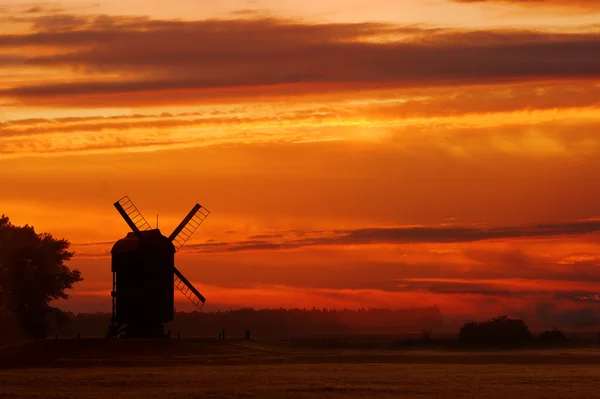 Sunset windmill — Stock Photo, Image
