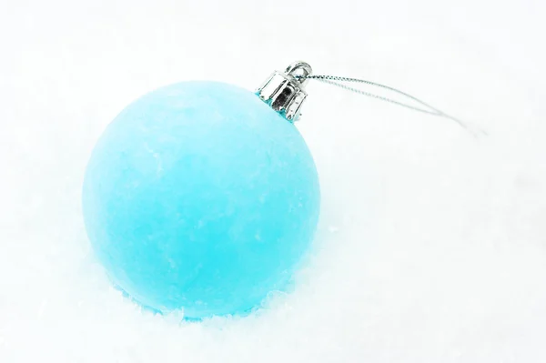 Frosty blue bauble — Stock Photo, Image