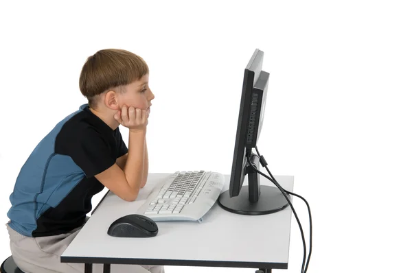 Niño en su ordenador —  Fotos de Stock