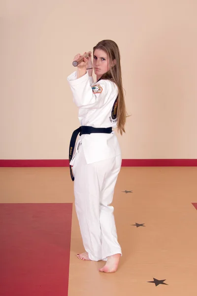 Mulher das artes marciais — Fotografia de Stock