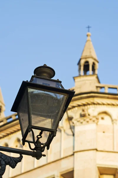 Old lamp — Stock Photo, Image