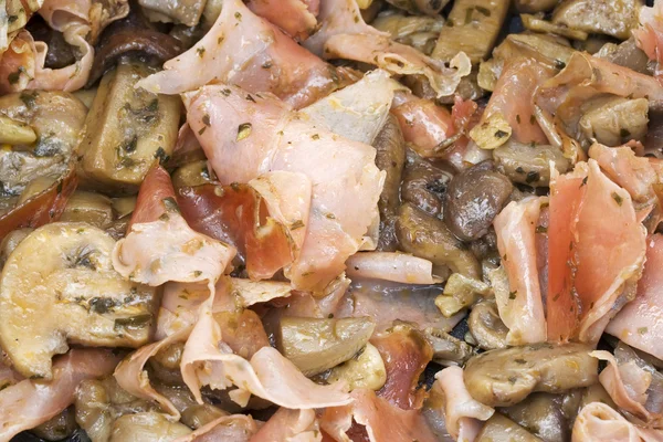 T yrol smoked ham with mushroom — Stock Photo, Image