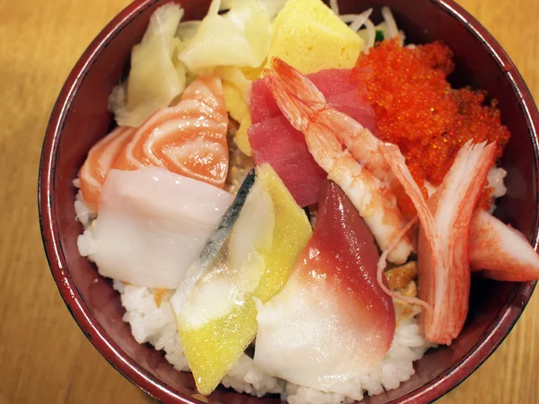 Estilo japonês tigela de arroz sashimi Imagens De Bancos De Imagens