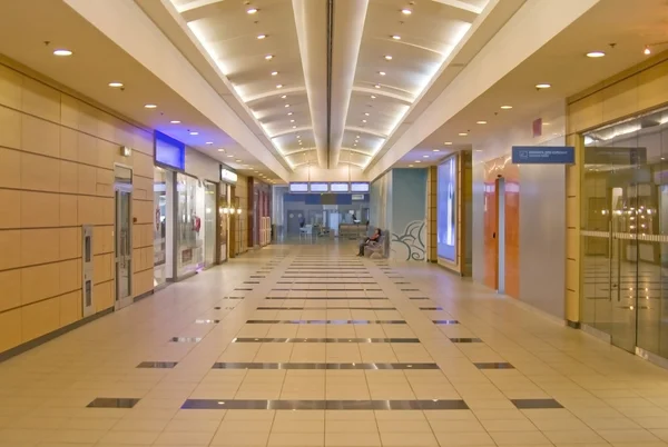 Corridor in airport. — Stock Photo, Image