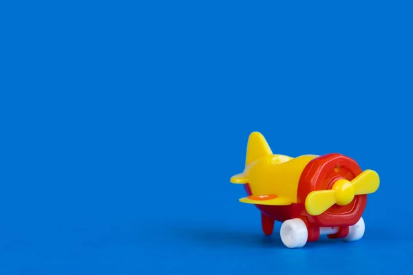 Flugzeugspielzeug aus Plastik — Stockfoto