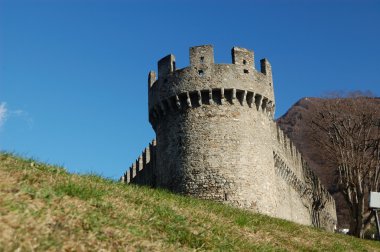 Montebello castle clipart