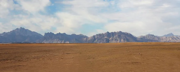 Górach pustyni nubijskiej — Zdjęcie stockowe
