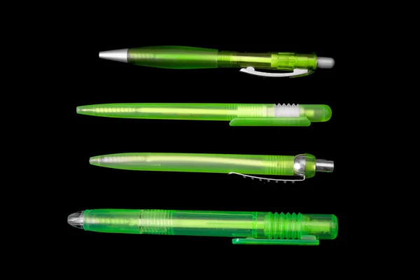 Gröna pennor — Stockfoto