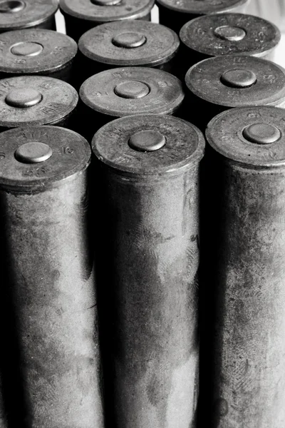 散弾銃のための古いカートリッジ — ストック写真