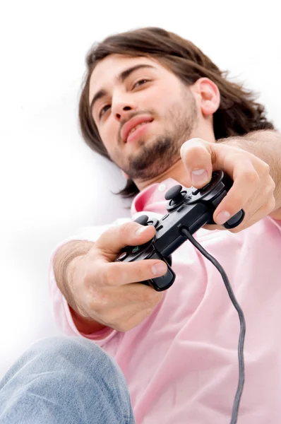 Giovane uomo che gioca ai videogiochi — Foto Stock