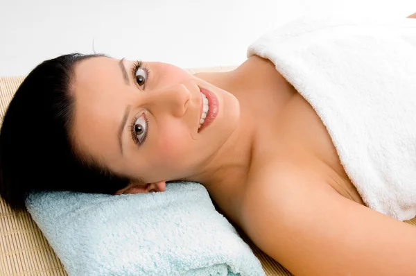 Gorgeous young woman in spa — Stock Photo, Image