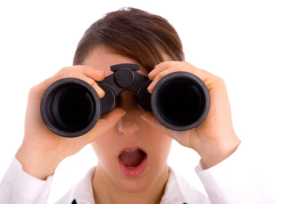 Mujer mirando a través de binocular —  Fotos de Stock