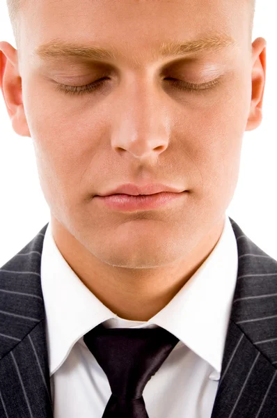 Muž pózuje se zavřenýma očima — Stock fotografie