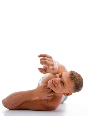 kaslı adam sizi işaret