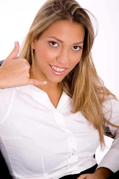 Mujer mostrando gesto telefónico —  Fotos de Stock