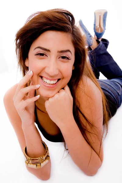 아름다운 젊은 여인의 웃음 — 스톡 사진
