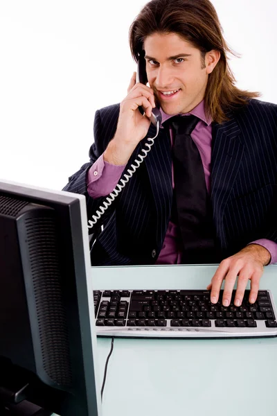 Executivo falando por telefone — Fotografia de Stock