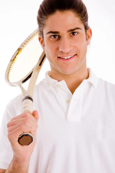 Erkek taşıyan tenis raketi — Stok fotoğraf