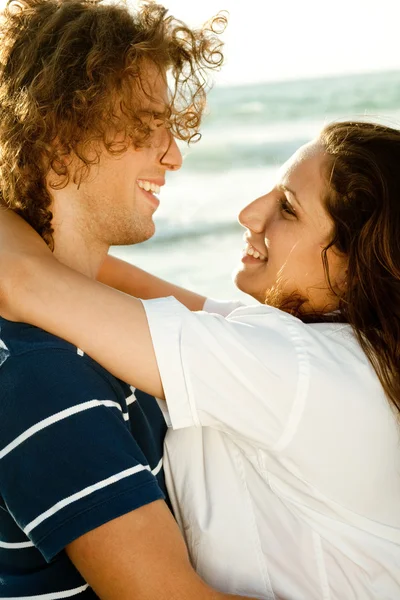 Man en vrouw samen genieten van — Stockfoto