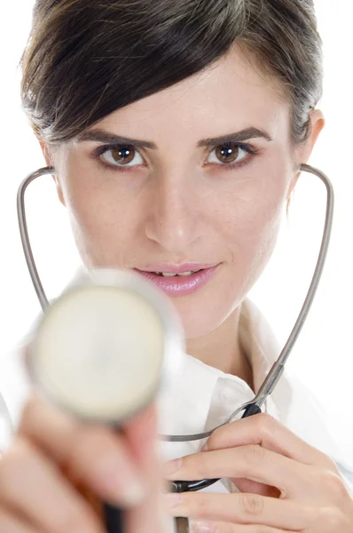 Signora medico con stetoscopio — Foto Stock