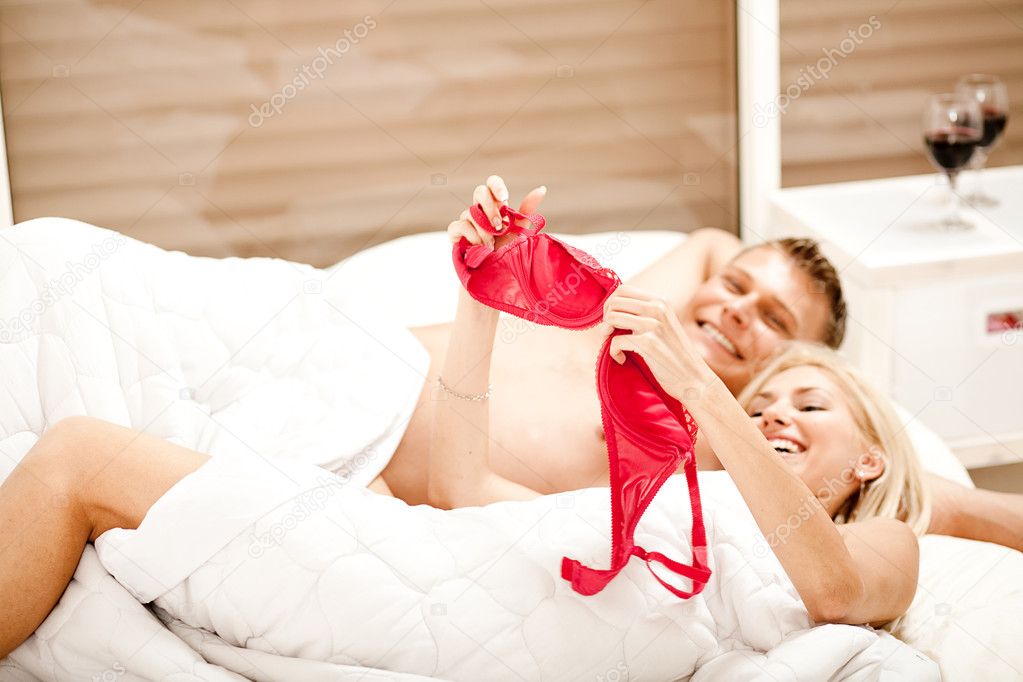 Nudist Contest Couples - Naked couple in bed Stock Photo by Â©imagerymajestic 1370958