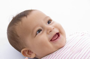 gülümseyen şirin bebek yakın çekim