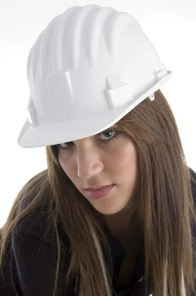 Жіночий архітектор з камерою, що облицьовує шолом — стокове фото