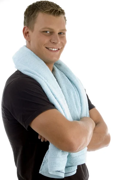 Portret van lachende fit man met handdoek — Stockfoto