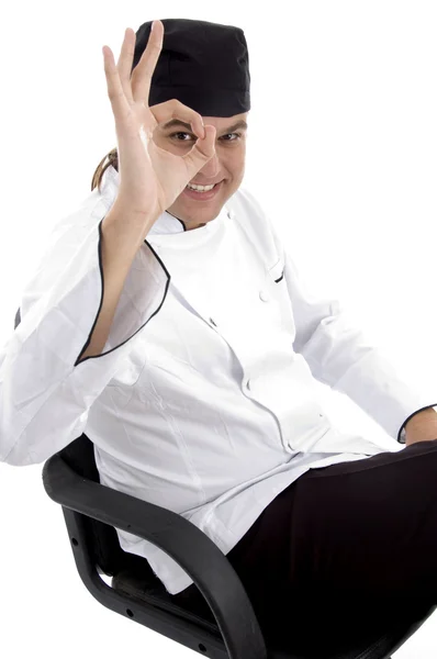 Krásný kuchař s dobře rukou gesto — Stock fotografie