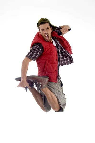 Homem pulando alto e cantando no ar — Fotografia de Stock