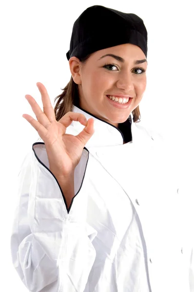 Belo chef feminino mostrando sinal ok — Fotografia de Stock