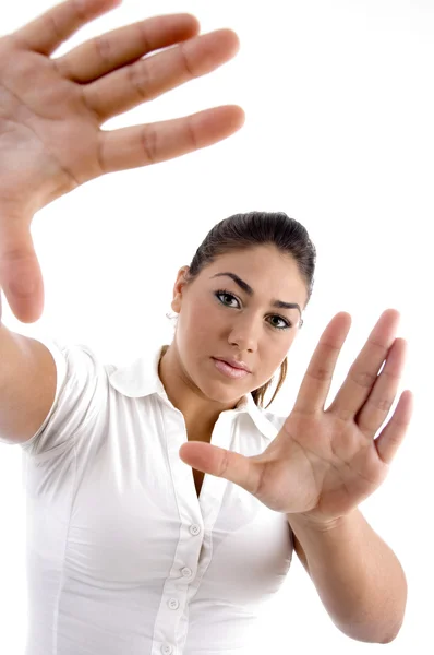 Giovane donna nel dirigere il gesto — Foto Stock