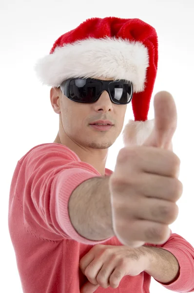 Hombre guapo con sombrero de Navidad — Foto de Stock