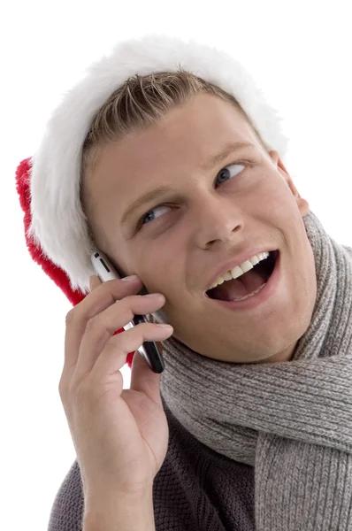 Yakışıklı genç adamın telefon görüşmesi için meşgul — Stok fotoğraf