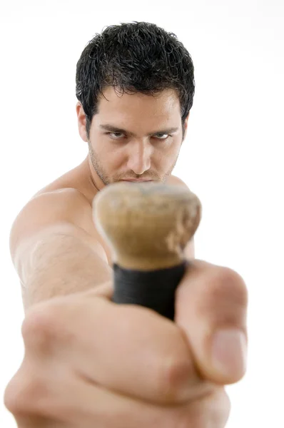 Muskulöser Mann mit Holzschläger — Stockfoto