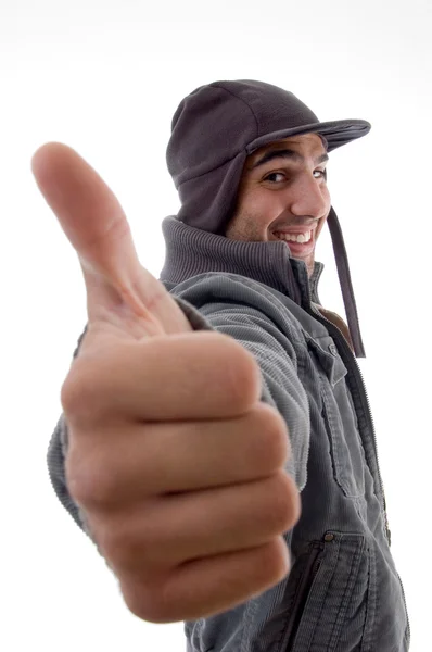 Příležitostné mužský model zobrazující palce — Stock fotografie