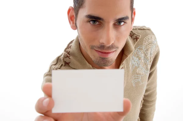Мужчина показывает свою визитку — стоковое фото