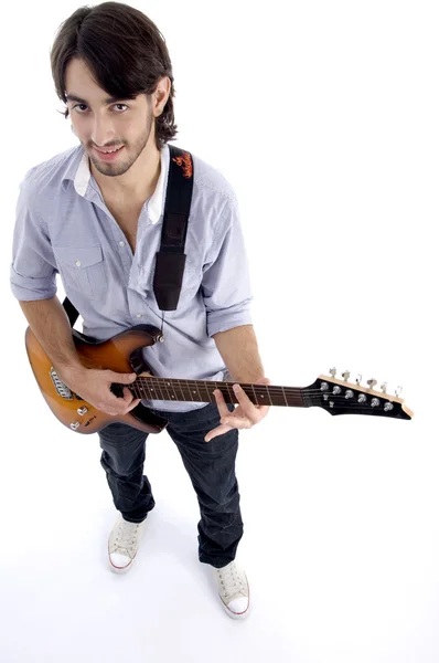 Genç rock yıldızı gitar çalmak — Stok fotoğraf