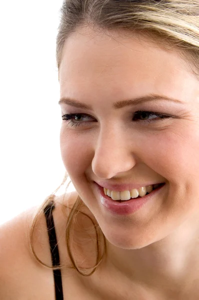Bliska dość młoda kobieta uśmiechając się — Zdjęcie stockowe