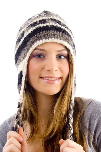 모자에 있는 매력적인 여자의 초상화 — 스톡 사진