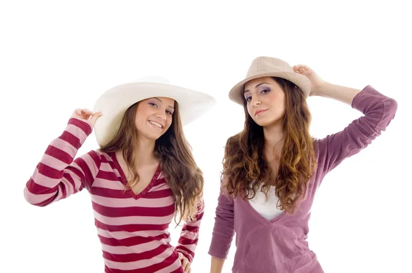 Porträtt av unga systrar med hatt — Stockfoto